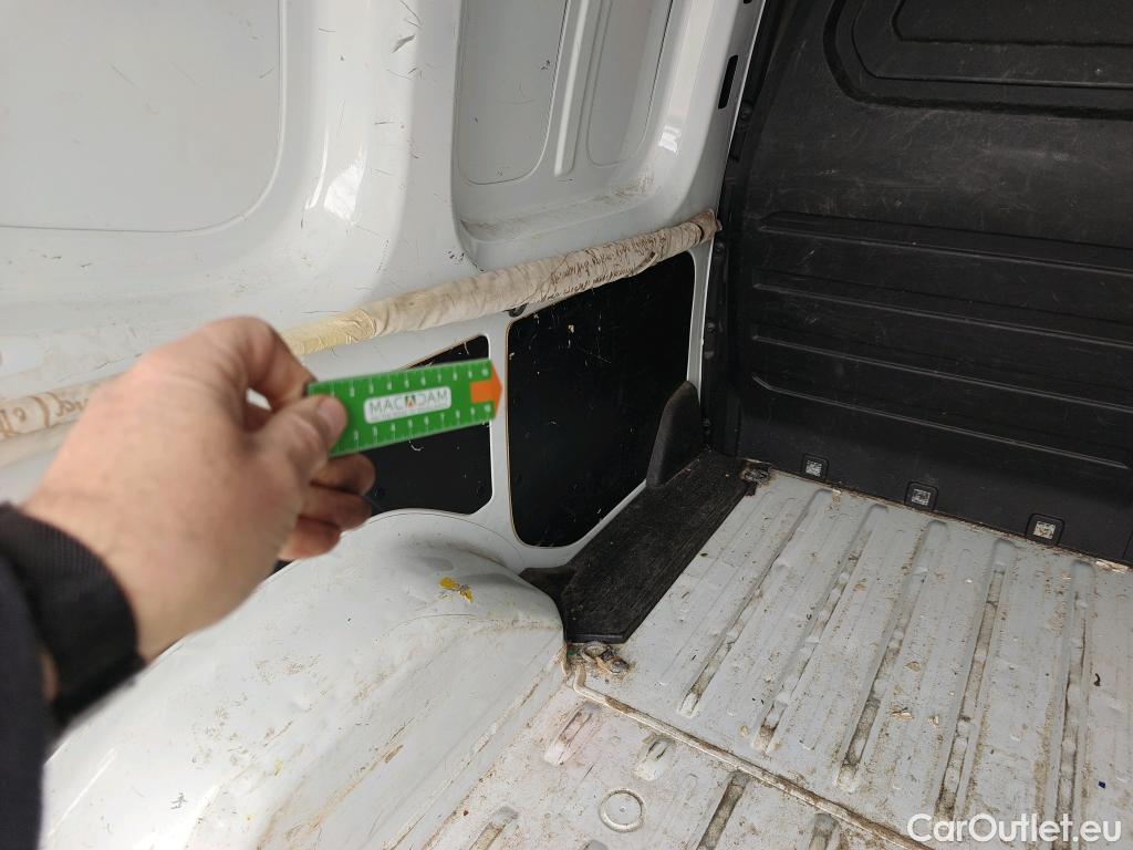  Mercedes  Citan MERCEDES-BENZ  / 2021 / 4P / furgón derivado de turismo 110 CDI 70kW Furgón Base Largo #45