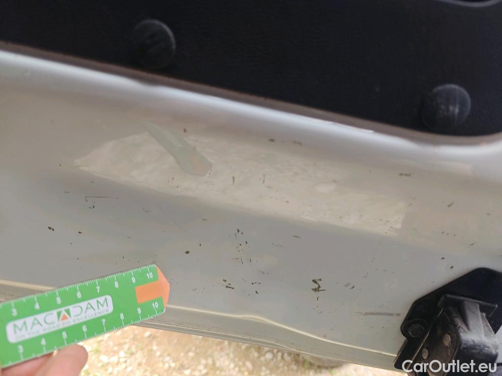  Citroen  Berlingo CITROEN  / 2018 / 5P / combi Talla M BlueHDi 100 S&S LIVE PACK (IND) #29