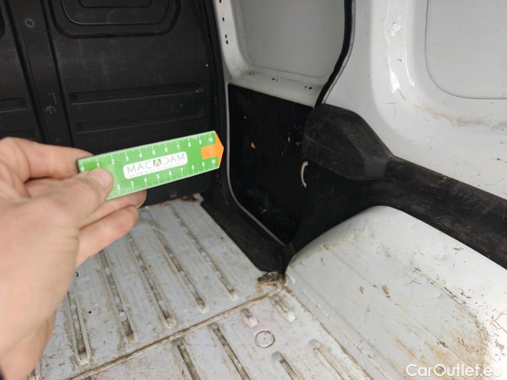  Mercedes  Citan MERCEDES-BENZ  / 2021 / 4P / furgón derivado de turismo 110 CDI 70kW Furgón Base Largo #47