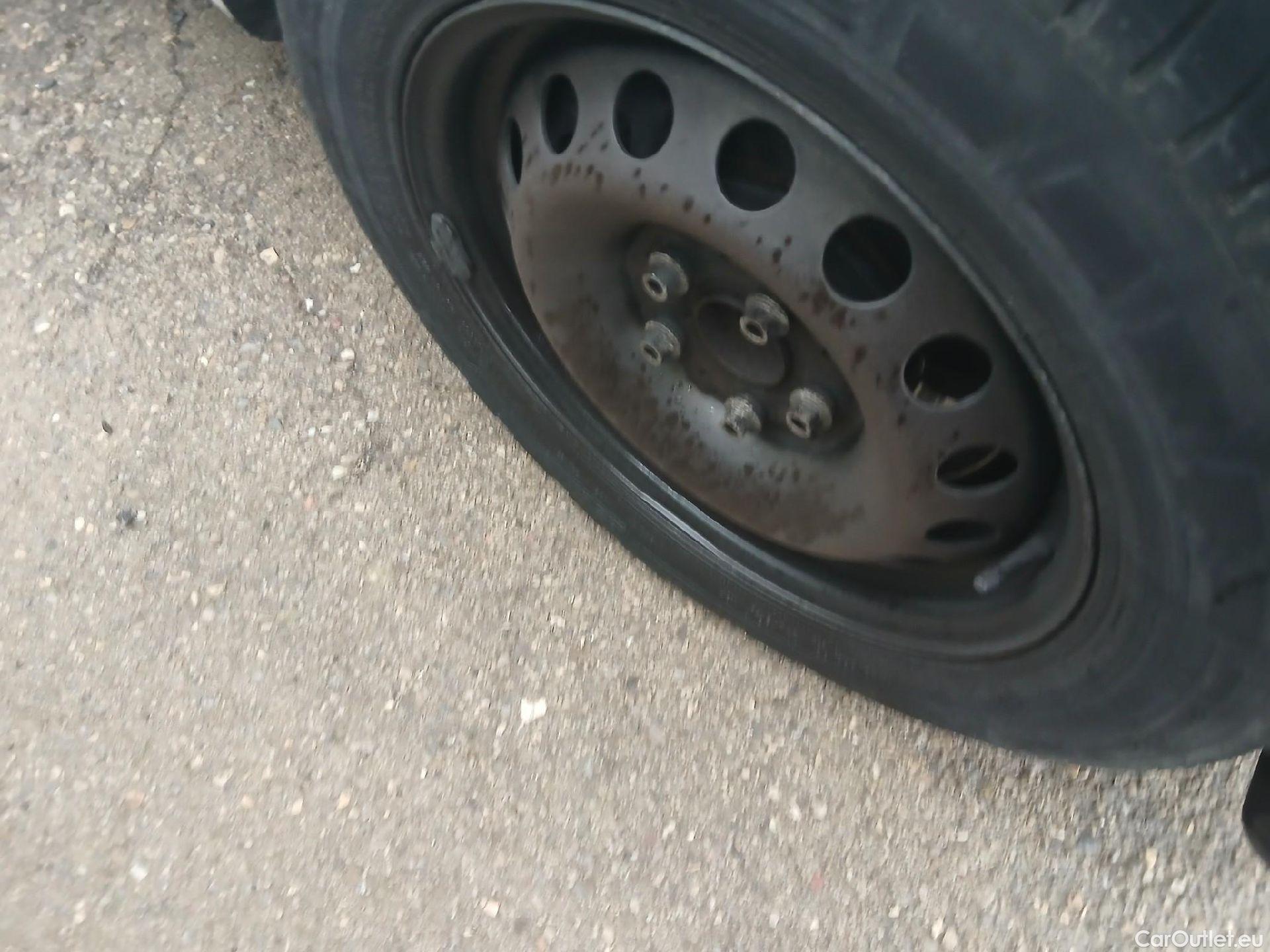  Mercedes  Vito MERCEDES-BENZ  / 2014 / 4P / furgón 114 CDI Larga #39