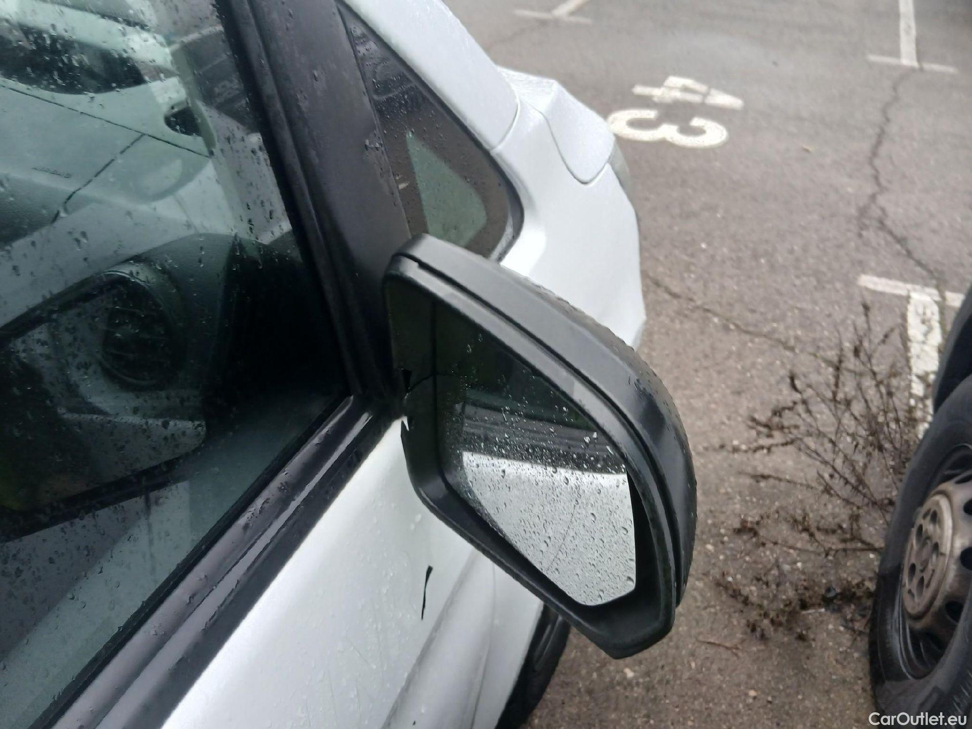  Mercedes  Vito MERCEDES-BENZ  / 2014 / 4P / furgón 114 CDI Larga #36