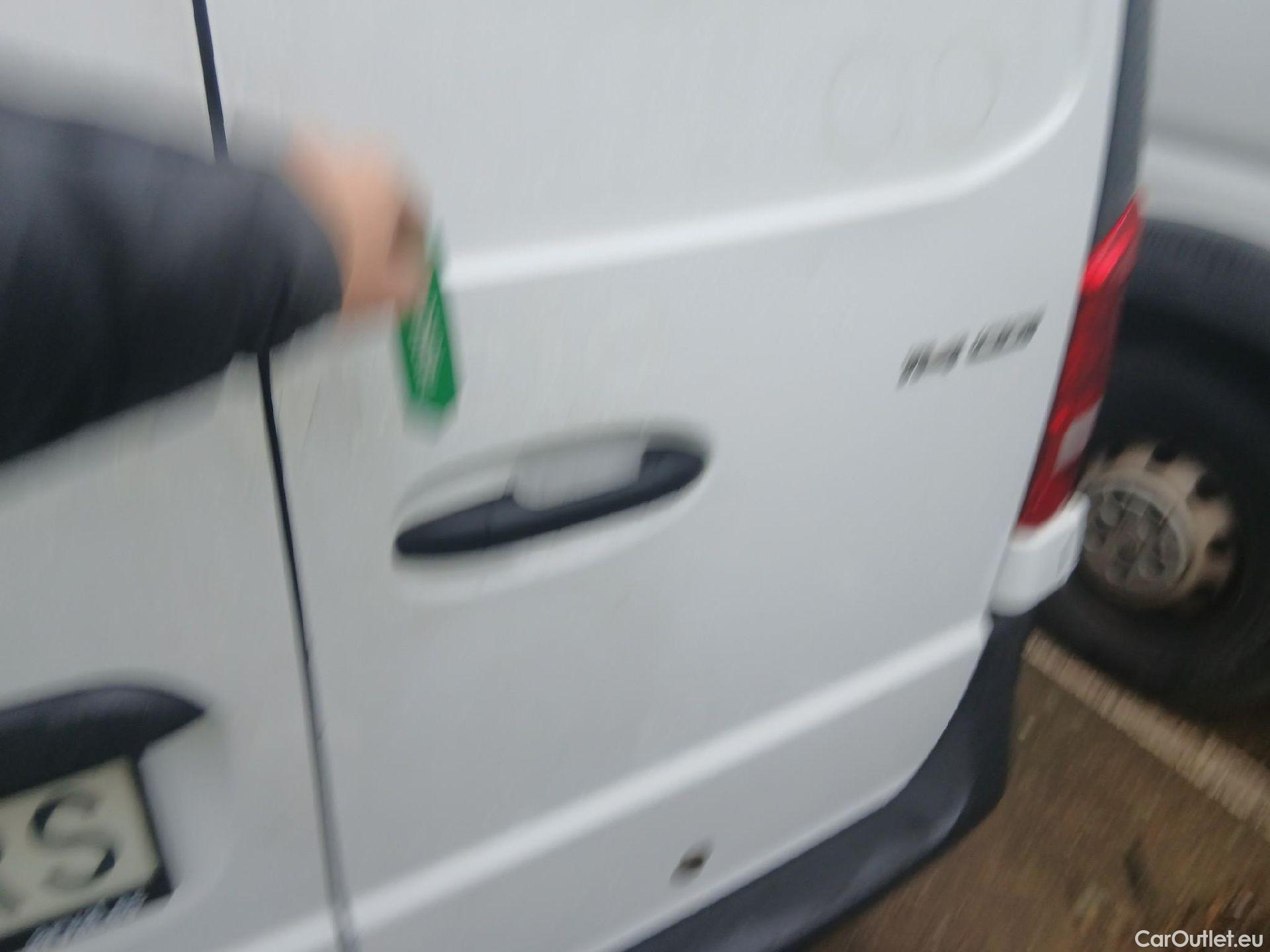  Mercedes  Vito MERCEDES-BENZ  / 2014 / 4P / furgón 114 CDI Larga #22