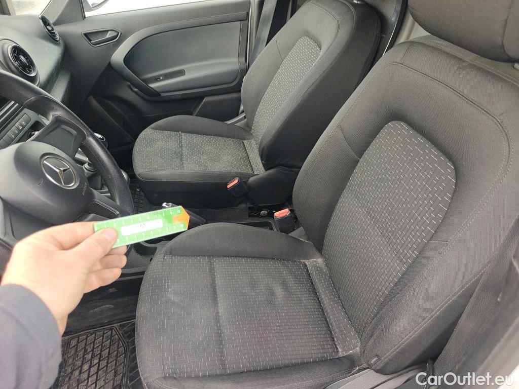  Mercedes  Citan MERCEDES-BENZ  / 2021 / 4P / furgón derivado de turismo 110 CDI 70kW Furgón Base Largo #42