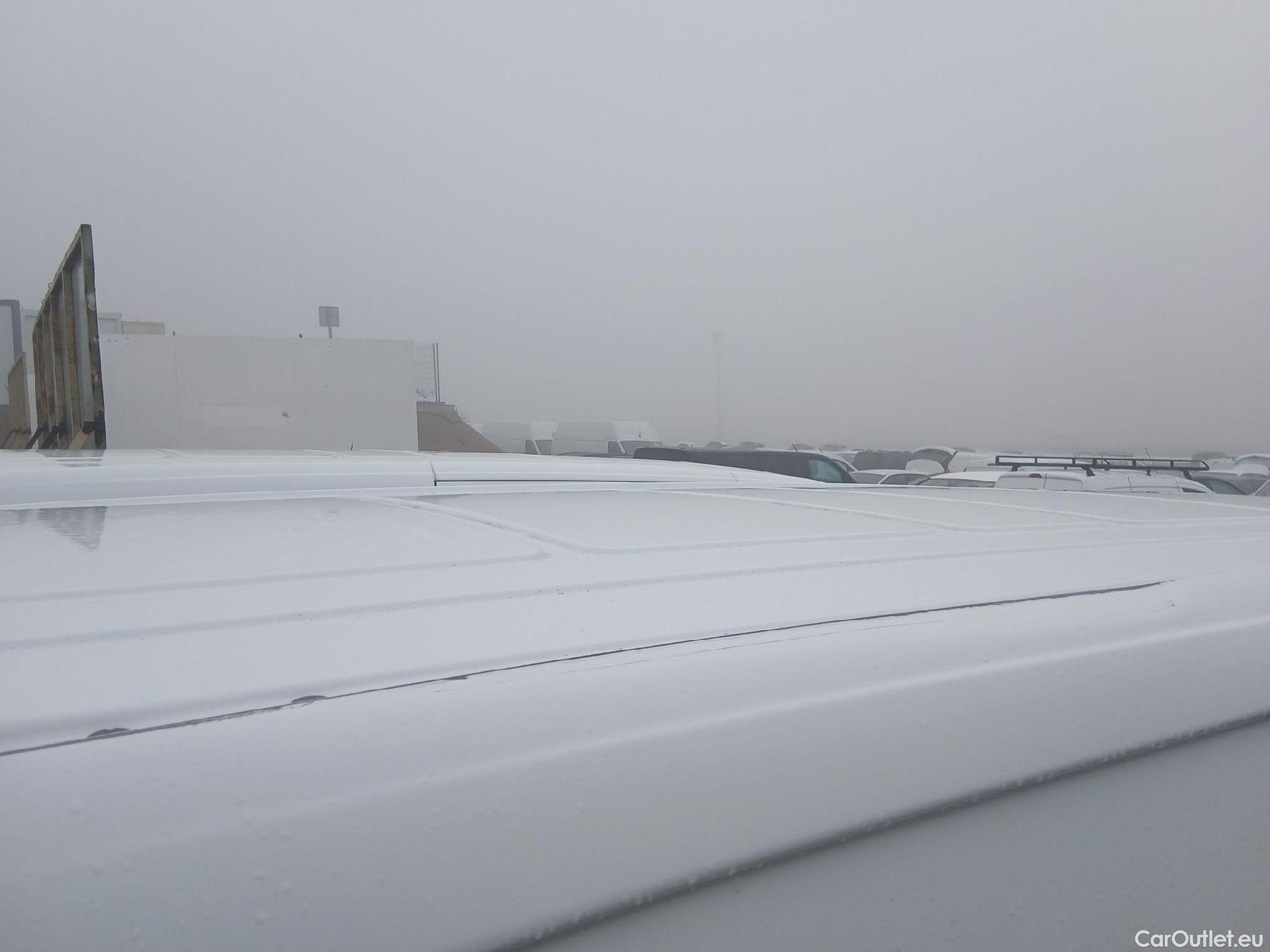  Mercedes  Vito MERCEDES-BENZ  / 2014 / 4P / furgón 114 CDI Larga #28