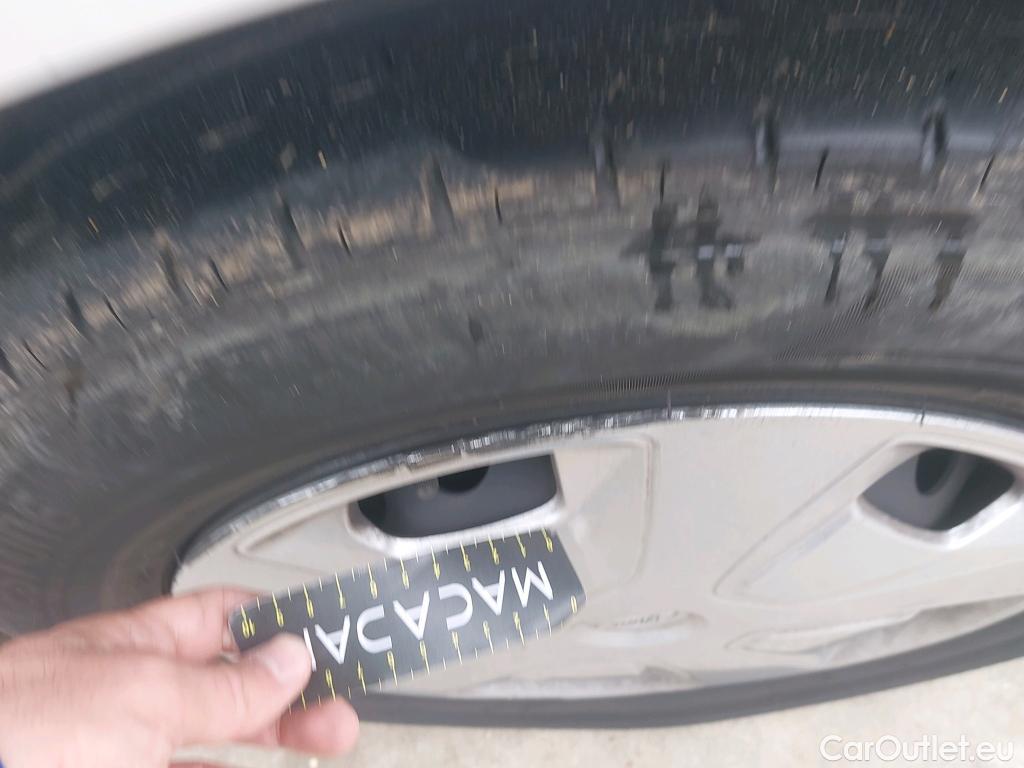  Ford  Transit FORD  Custom / 2012 / 4P / combi Kombi 2.0 TDCI 96kW 320 L1 Trend #18