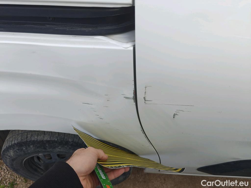  Citroen  Berlingo CITROEN  / 2018 / 5P / combi Talla M BlueHDi 100 S&S LIVE PACK (IND) #4