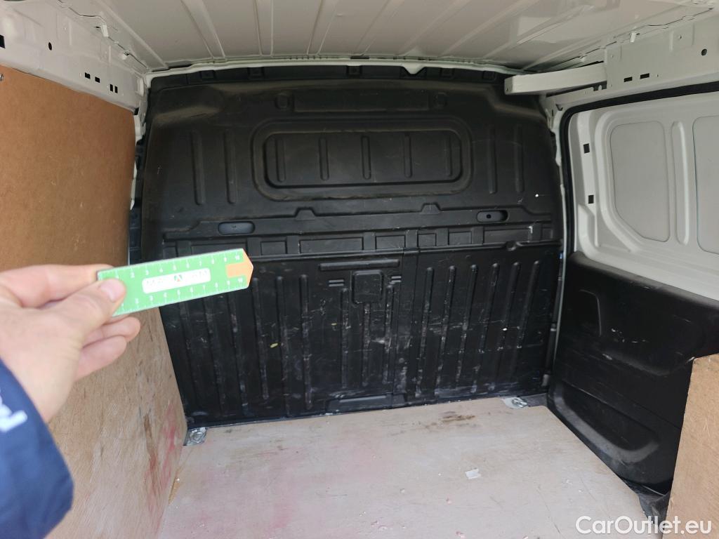  Opel  Combo OPEL  / 2018 / 3P / furgón derivado de turismo 1.6 TD S/S 74kW (100CV) Express L H1 650 #11