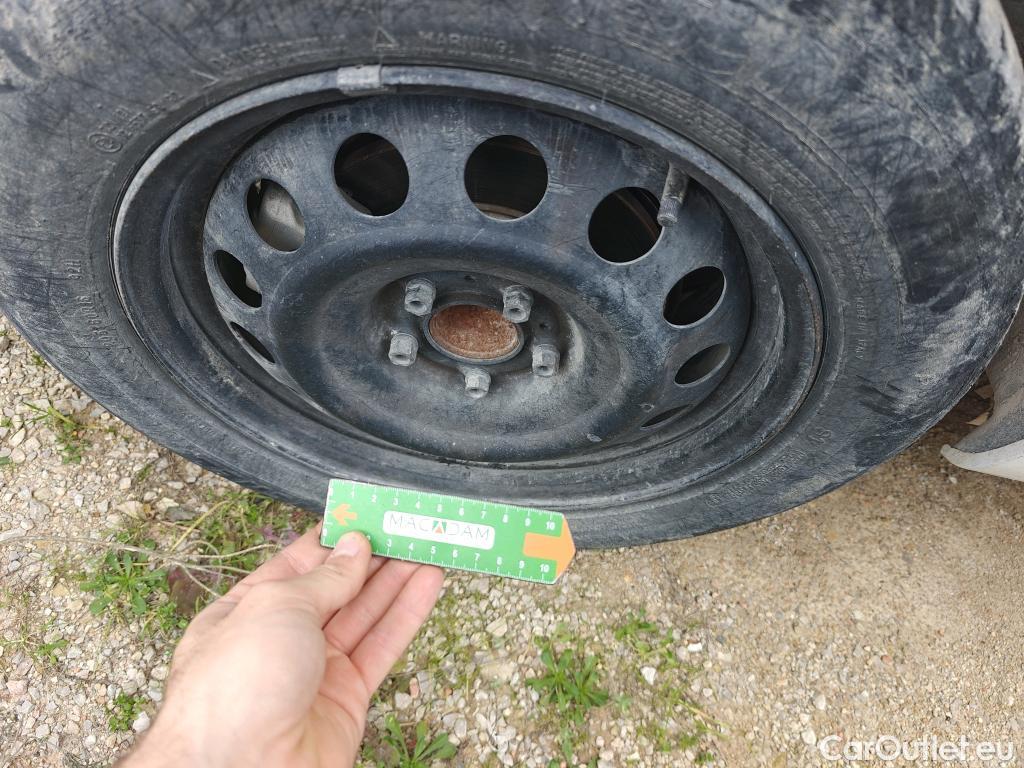  Citroen  Berlingo CITROEN  / 2018 / 5P / combi Talla M BlueHDi 100 S&S LIVE PACK (IND) #58