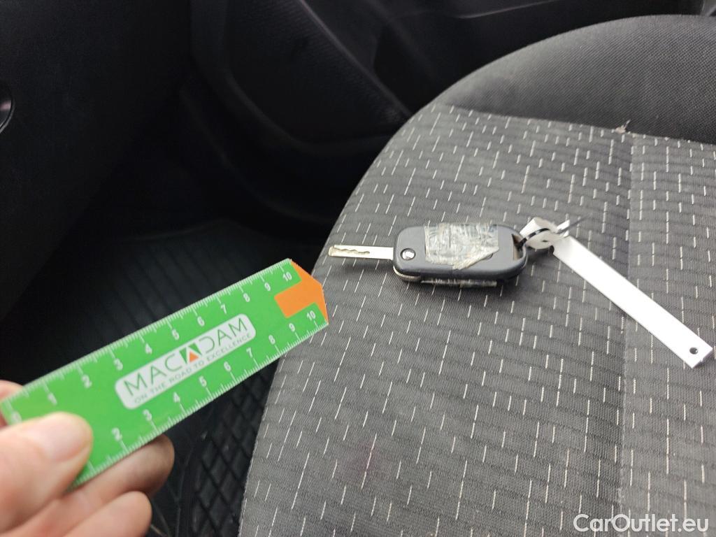  Mercedes  Citan MERCEDES-BENZ  / 2021 / 4P / furgón derivado de turismo 110 CDI 70kW Furgón Base Largo #2