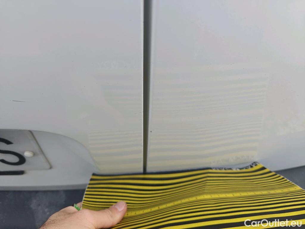  Citroen  Berlingo CITROEN  / 2018 / 5P / combi Talla M BlueHDi 100 S&S LIVE PACK (IND) #62