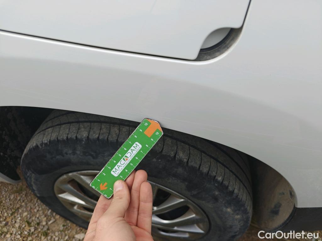  Citroen  Berlingo CITROEN  / 2018 / 5P / combi Talla M BlueHDi 100 S&S LIVE PACK (IND) #65