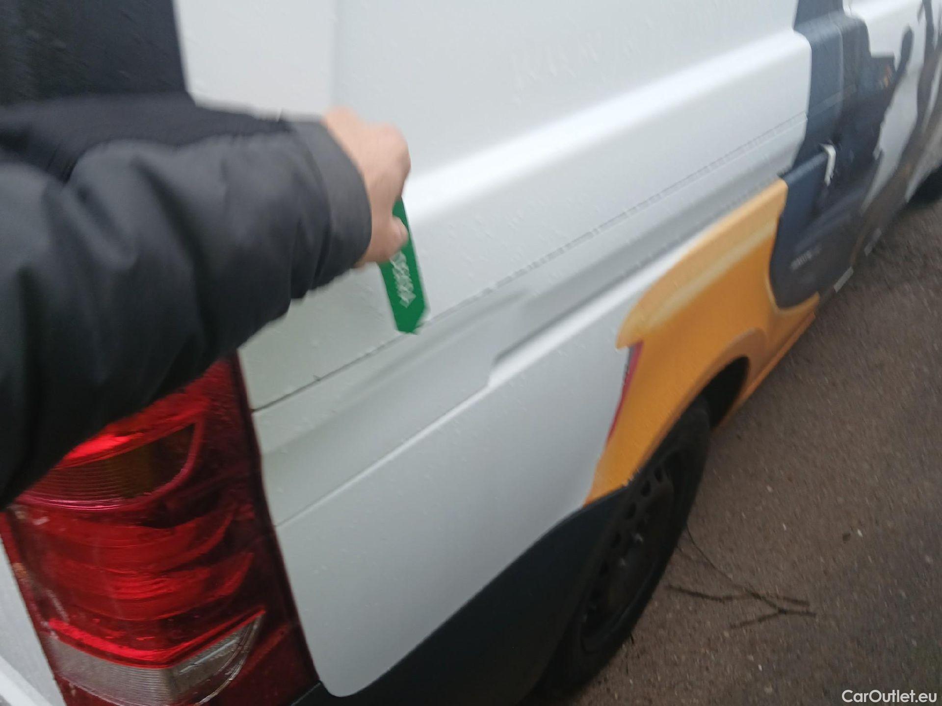  Mercedes  Vito MERCEDES-BENZ  / 2014 / 4P / furgón 114 CDI Larga #24