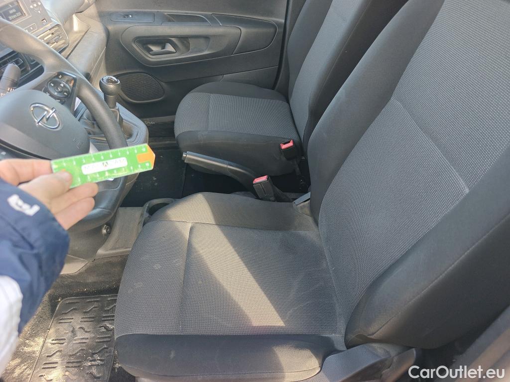  Opel  Combo OPEL  / 2018 / 3P / furgón derivado de turismo 1.6 TD S/S 74kW (100CV) Express L H1 650 #12