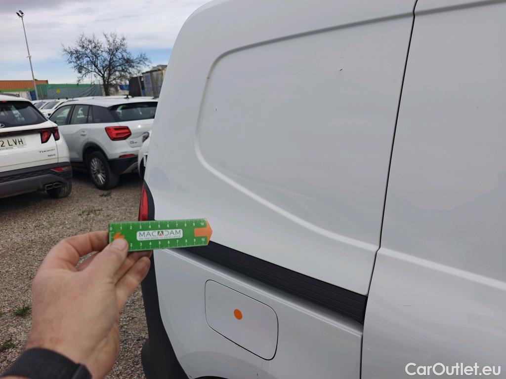  Mercedes  Citan MERCEDES-BENZ  / 2021 / 4P / furgón derivado de turismo 110 CDI 70kW Furgón Base Largo #51