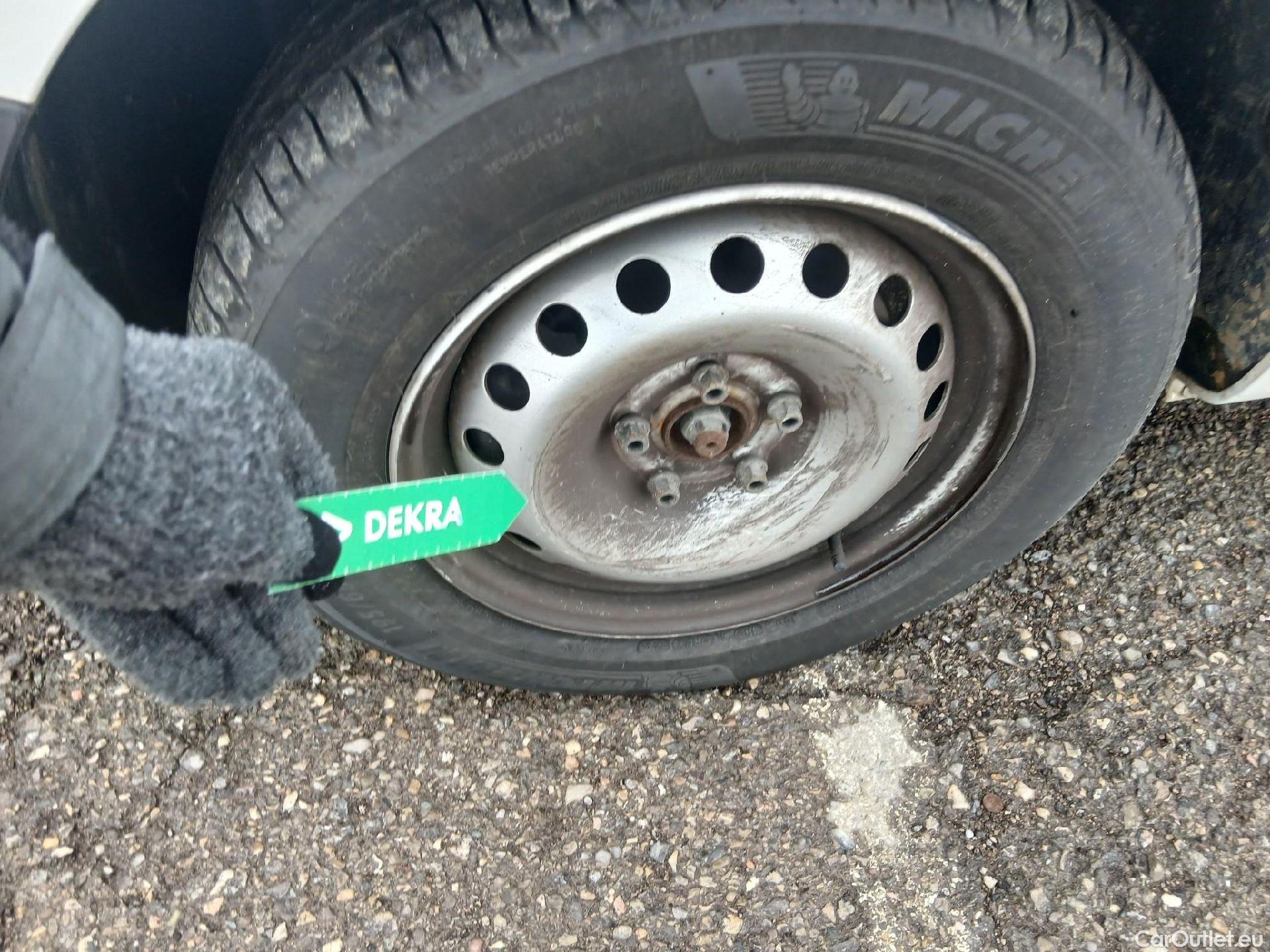  Renault  Kangoo RENAULT  Furgón/2013/3P/furgón derivado de turismo Profesional Blue dCi 59 kW (80CV) #7