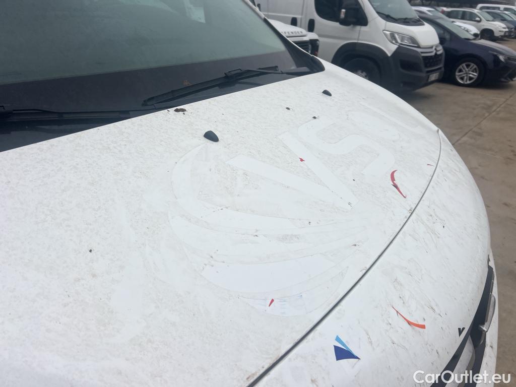  Opel  Vivaro OPEL  / 2019 / 4P / furgón 2.0 Diésel 88kW (120CV) L Inc. Select #23