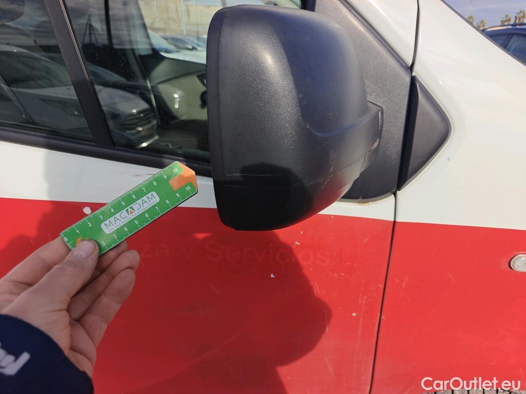  Renault  Trafic RENAULT  / 2014 / 4P / furgón Furgón 29 L1H1 dCi 88kW (120CV) Euro 6 #69