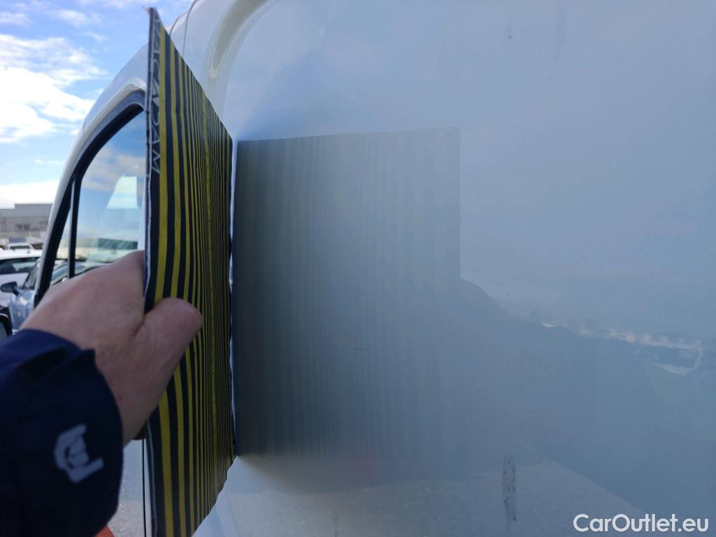  Renault  Trafic RENAULT  / 2014 / 4P / furgón Furgón 29 L1H1 dCi 88kW (120CV) Euro 6 #3