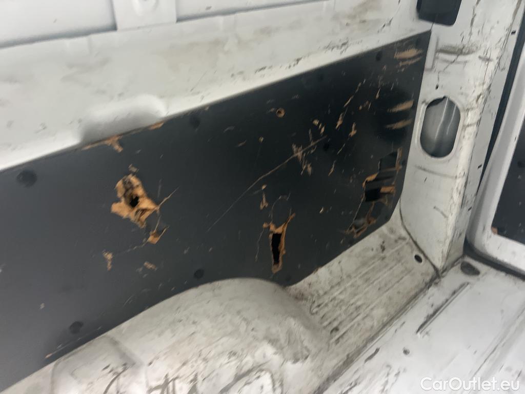  Opel  Vivaro OPEL  / 2019 / 4P / furgón 2.0 Diésel 88kW (120CV) L Inc. Select #36