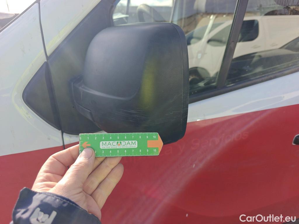  Renault  Trafic RENAULT  / 2014 / 4P / furgón Furgón 29 L1H1 dCi 88kW (120CV) Euro 6 #70