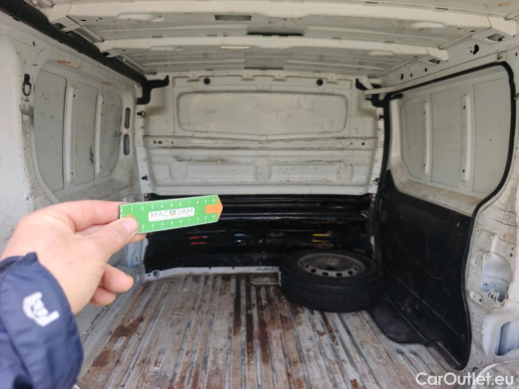  Renault  Trafic RENAULT  / 2014 / 4P / furgón Furgón 29 L1H1 dCi 88kW (120CV) Euro 6 #29