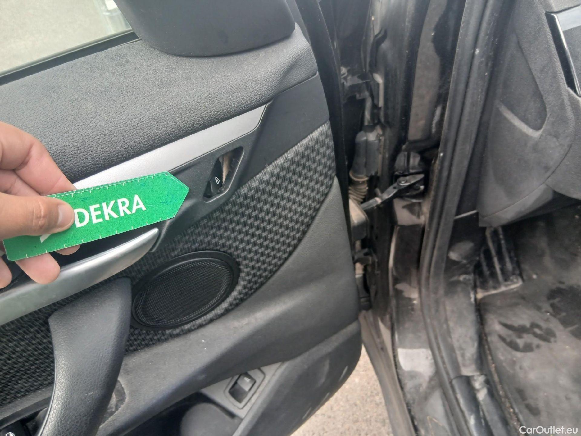  Bmw  X1 BMW  / 2019 / 5P / todoterreno sDrive20dA #3