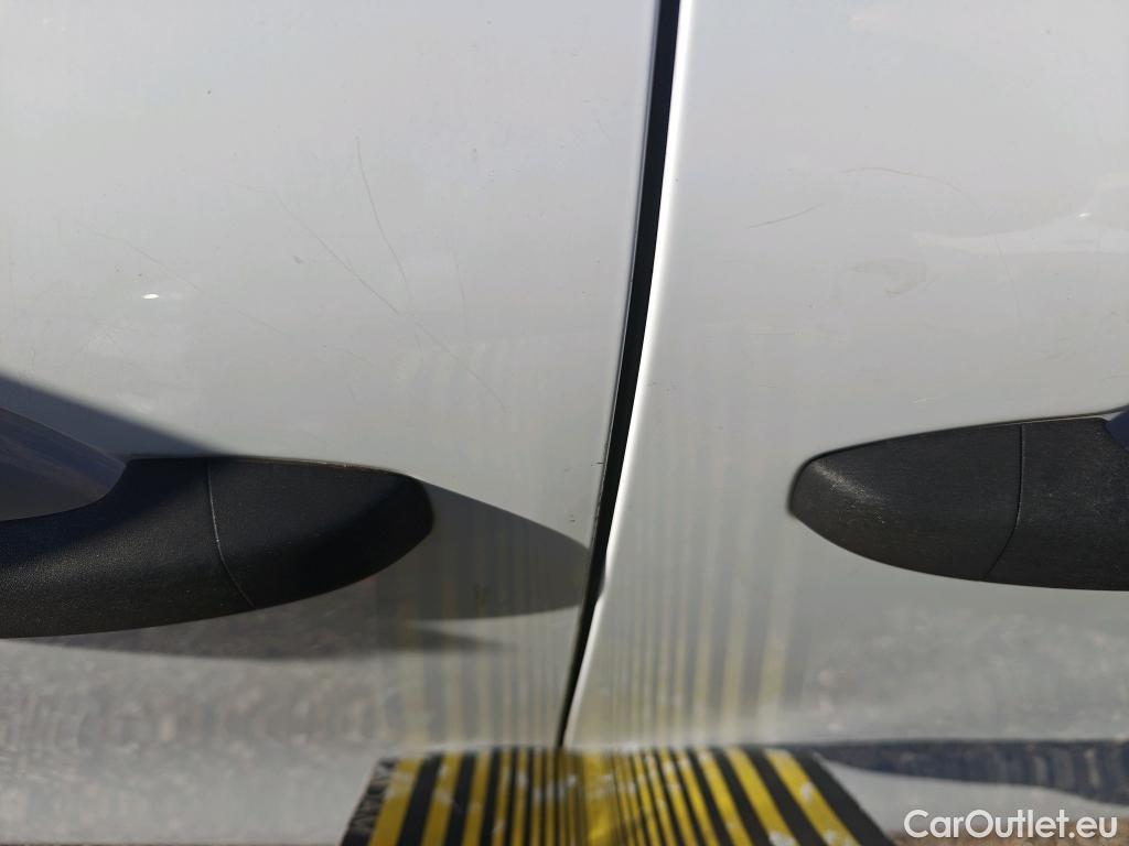  Renault  Kangoo RENAULT  Combi / 2021 / 5P / combi Life Edition One 1.5 Blue dCi 70kW(95CV) (IND)(AC) #19