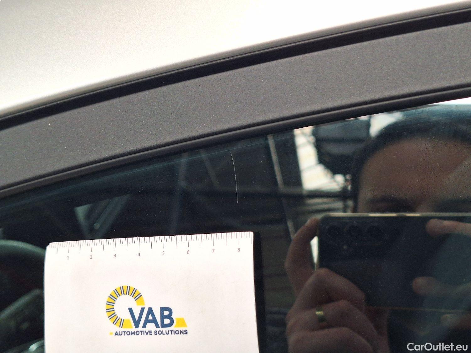  Ford  Fiesta Ford,  '17, Ford  1.1i 52kW Business Class 5d #17