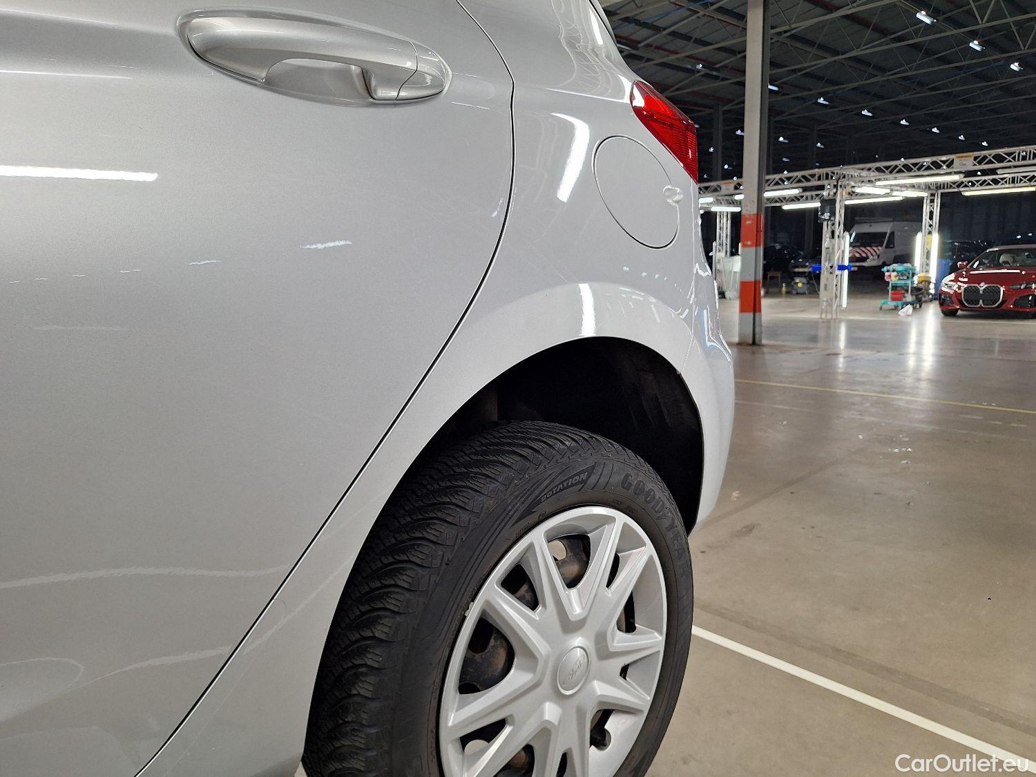  Ford  Fiesta Ford,  '17, Ford  1.1i 52kW Business Class 5d #6