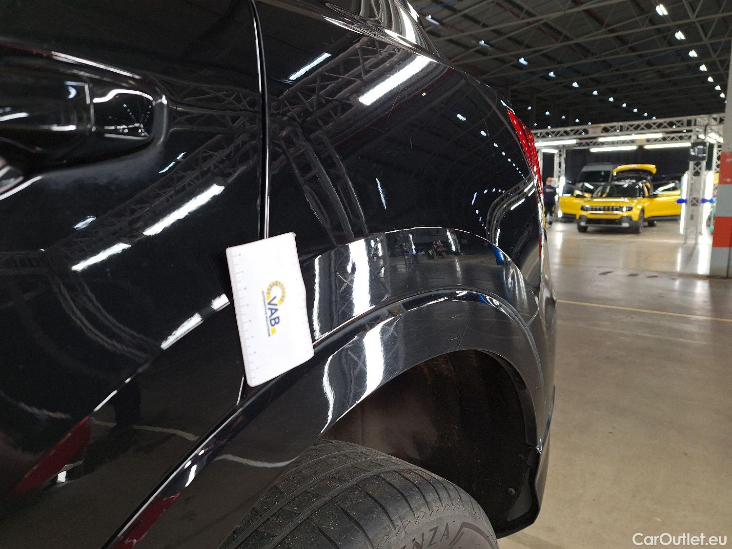  Audi  Q3 Audi,  SB '19, Audi  Sportback 35 TDI S tronic S Line Business  #16