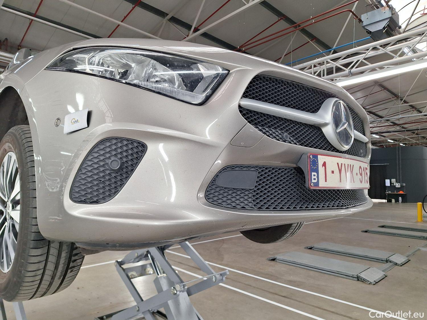  Mercedes  A-Klasse Mercedes, A-Class Berline '18, Mercedes-Benz  Limousine A 180d Business S #1