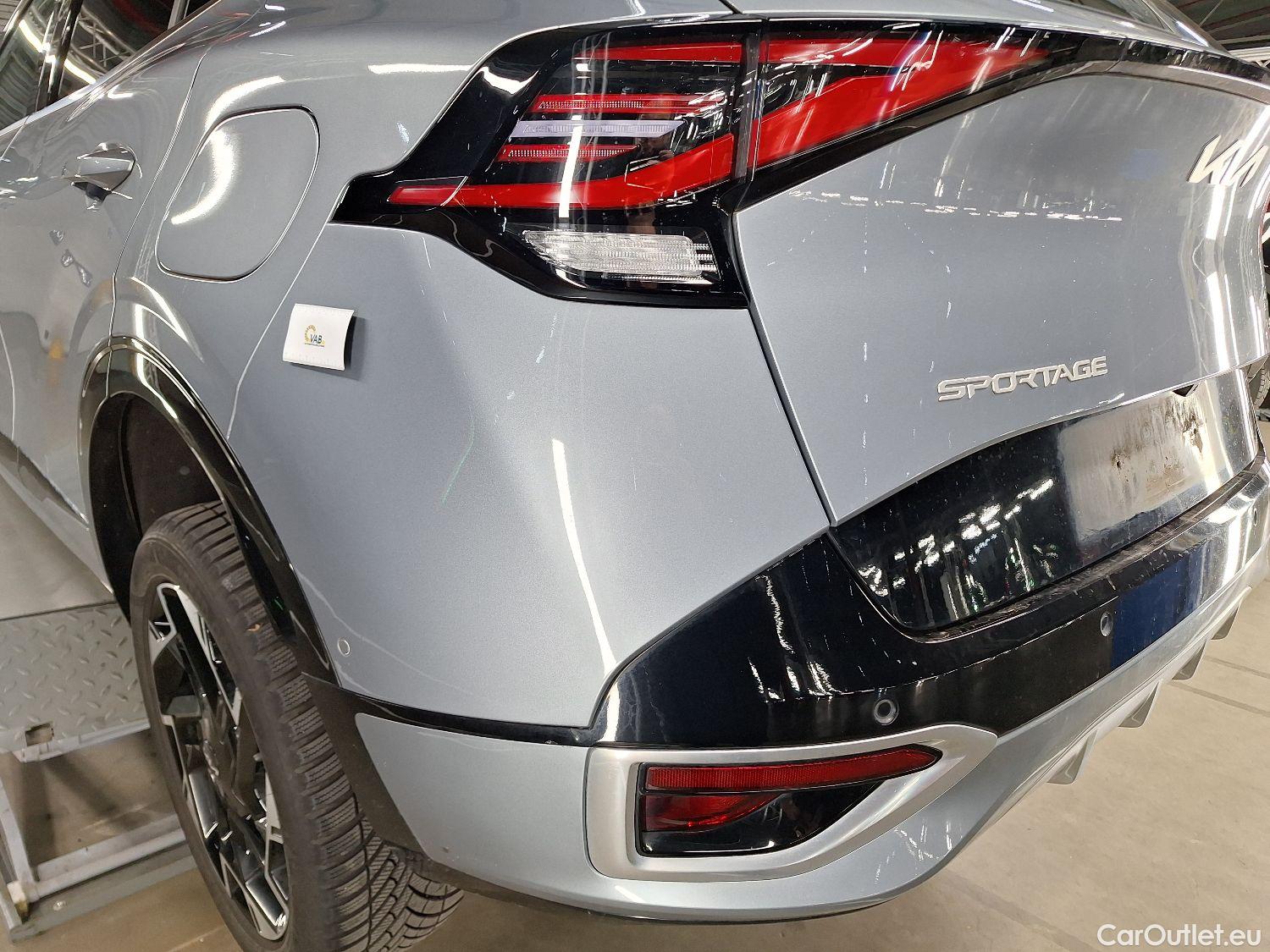  KIA  Sportage Kia,  '21 PHEV, KIA  1.6 T-GDi 6A/T AWD GT Line PHEV 5d #24