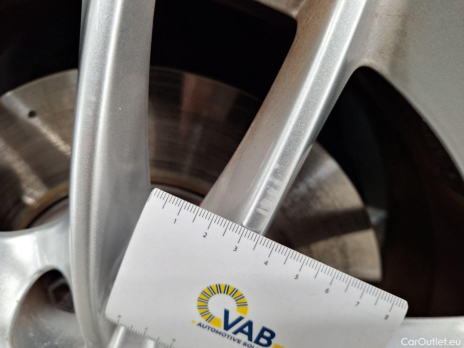  Mercedes  A-Klasse Mercedes, A-Class Berline '18, Mercedes-Benz  Limousine A 180d Business S #11