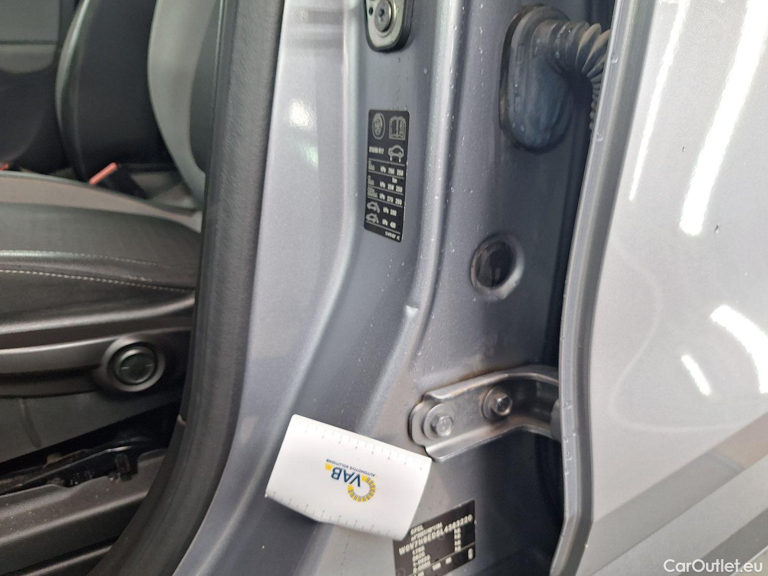  Opel  Crossland Opel,  X '17, Opel  X 1.2 81kW Turbo S/S Ultimate 5d #23