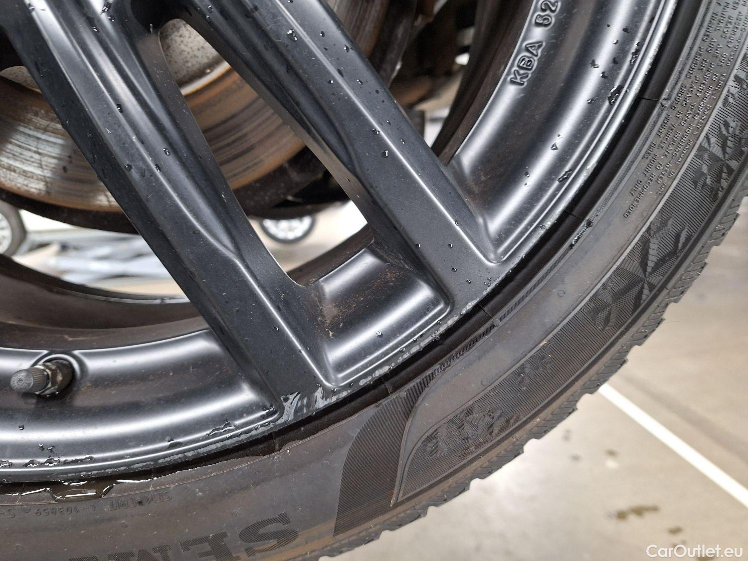  Bmw  Serie 6 BMW, 6-Gran Turismo '17, BMW 6 Reeks Gran Turismo 620d (120kW) 5d #26