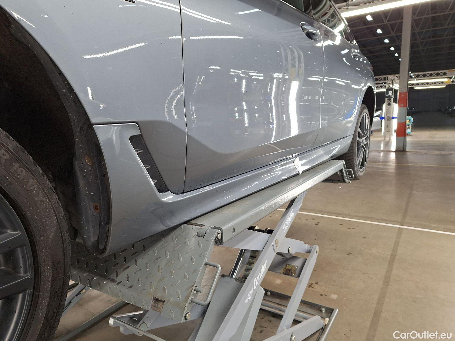  Bmw  Serie 6 BMW, 6-Gran Turismo '17, BMW 6 Reeks Gran Turismo 620d (120kW) 5d #27