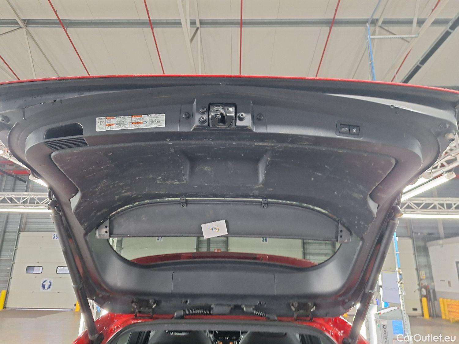  Toyota  Corolla Toyota,  TS '19, Toyota  Touring Sports 1.8 Hybrid Premium e #22