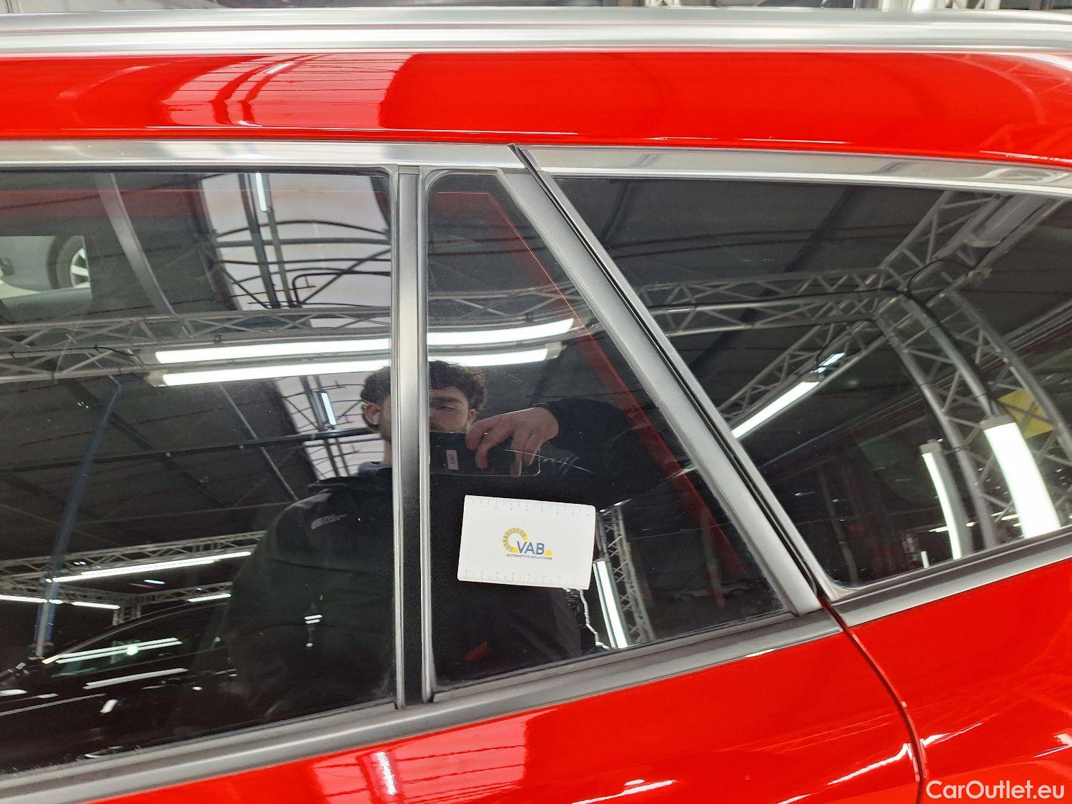  Toyota  Corolla Toyota,  TS '19, Toyota  Touring Sports 1.8 Hybrid Premium e #1