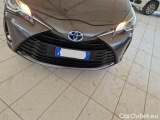  Toyota  Yaris TOYOTA  / 2017 / 5P / BERLINA 1.5 HYBRID BUSINESS #32