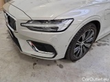  Volvo  V60 VOLVO  / 2019 / 5P / STATION WAGON T6 PLUG-IN AWD AUTOM.INSCR.EXPR. #23