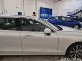  Volvo  V60 VOLVO  / 2019 / 5P / STATION WAGON T6 PLUG-IN AWD AUTOM.INSCR.EXPR. #38