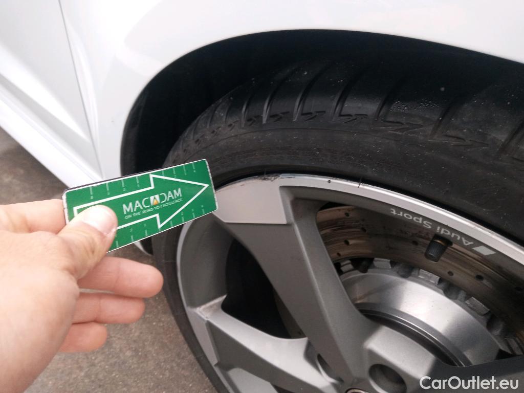  Audi  A3 AUDI  / 2016 / 5P / berlina con portón RS3 Sportback TFSI 294kW quattro S tron #5