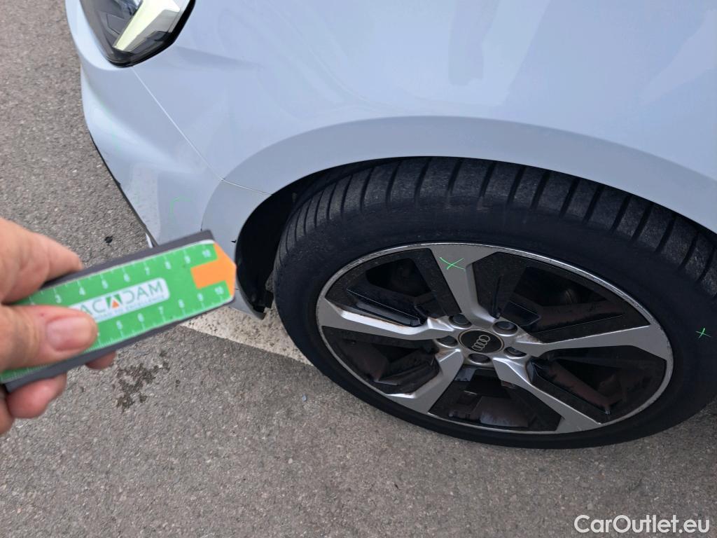  Audi  A1 Sportback AUDI A1 / 2018 / 5P / berlina con portón Sportback Adrenalin 25 TFSI 70kW (95CV)(SP)(SL) #1