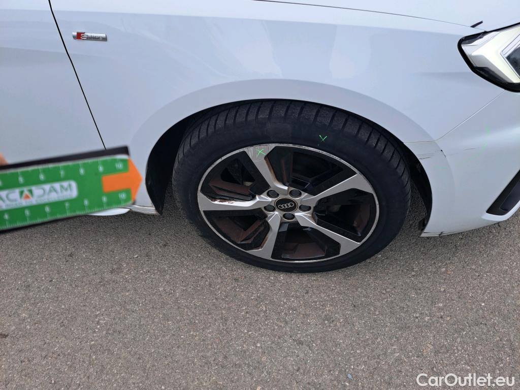  Audi  A1 Sportback AUDI A1 / 2018 / 5P / berlina con portón Sportback Adrenalin 25 TFSI 70kW (95CV)(SP)(SL) #10