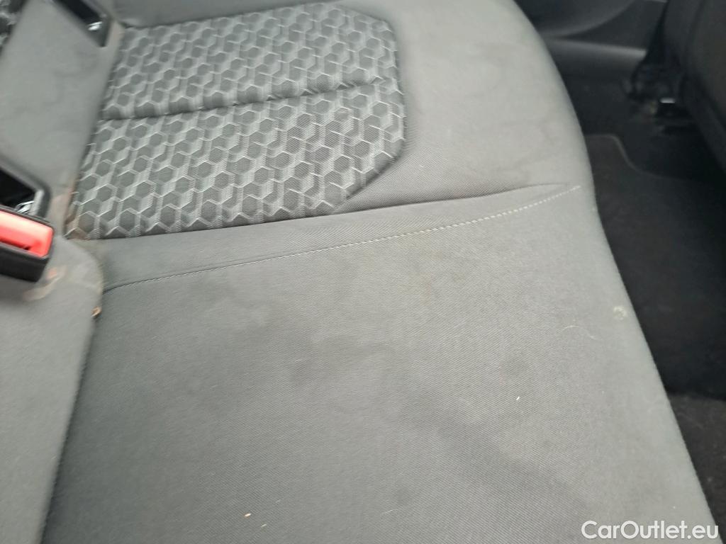  Audi  A1 Sportback AUDI A1 / 2018 / 5P / berlina con portón Sportback Adrenalin 25 TFSI 70kW (95CV)(SP)(SL) #7