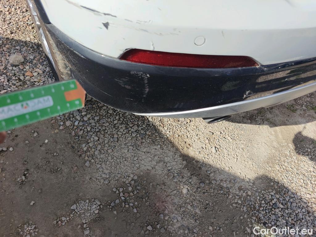  Audi  Q2 AUDI  / 2016 / 5P / todoterreno Design 30 TFSI 85kW (116CV) #32