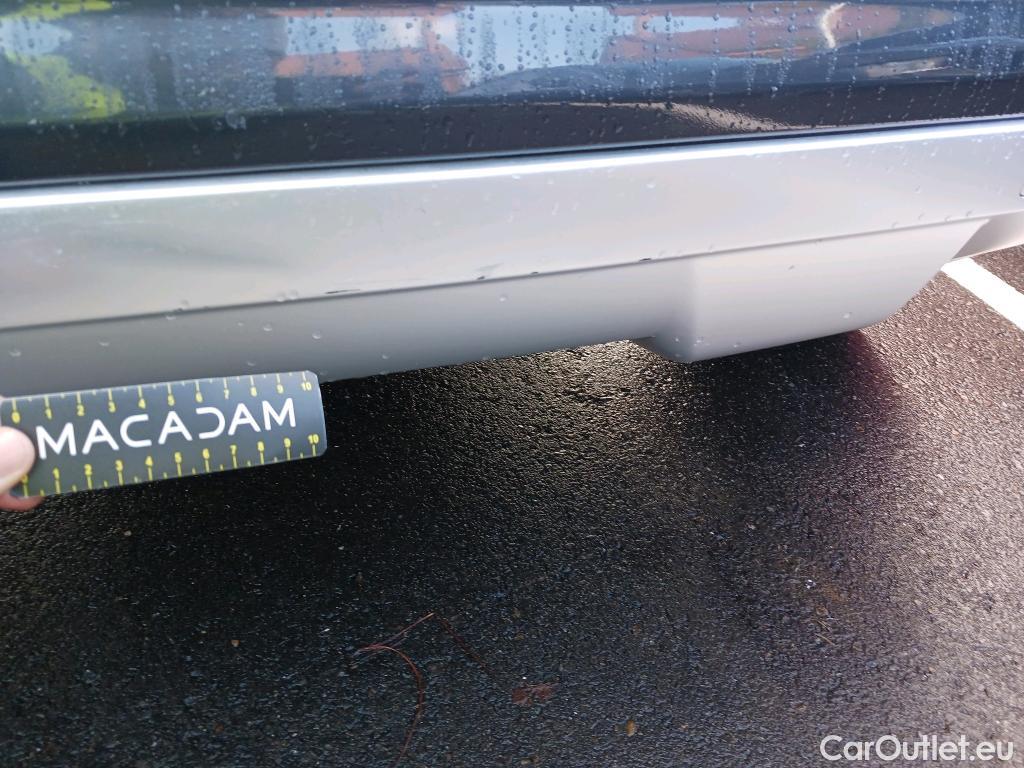  Audi  Q2 AUDI  / 2016 / 5P / todoterreno Design 30 TDI 85kW (116CV) #8