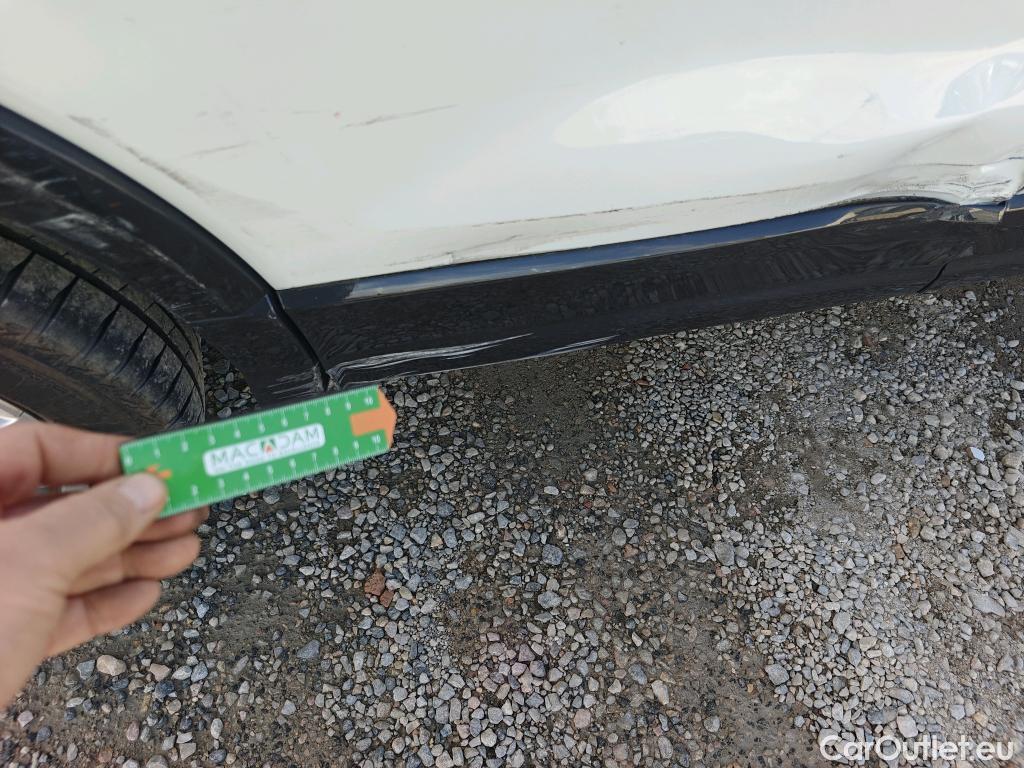  Audi  Q2 AUDI  / 2016 / 5P / todoterreno Design 30 TFSI 85kW (116CV) #35