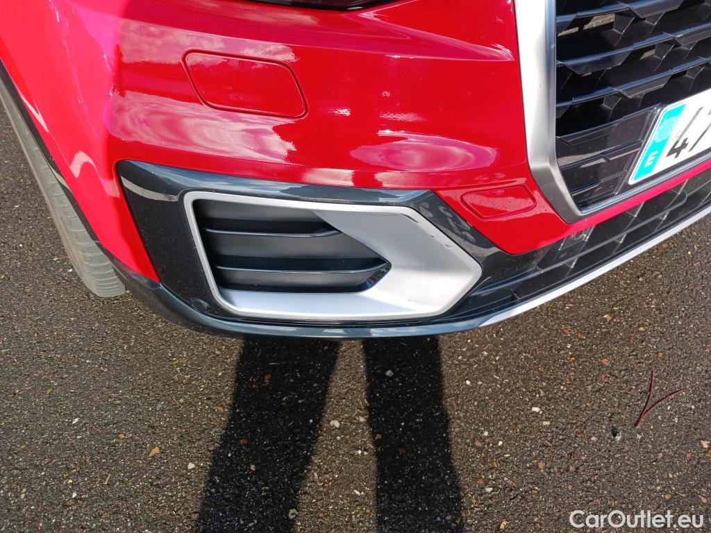  Audi  Q2 AUDI  / 2016 / 5P / todoterreno Design 30 TDI 85kW (116CV) #5