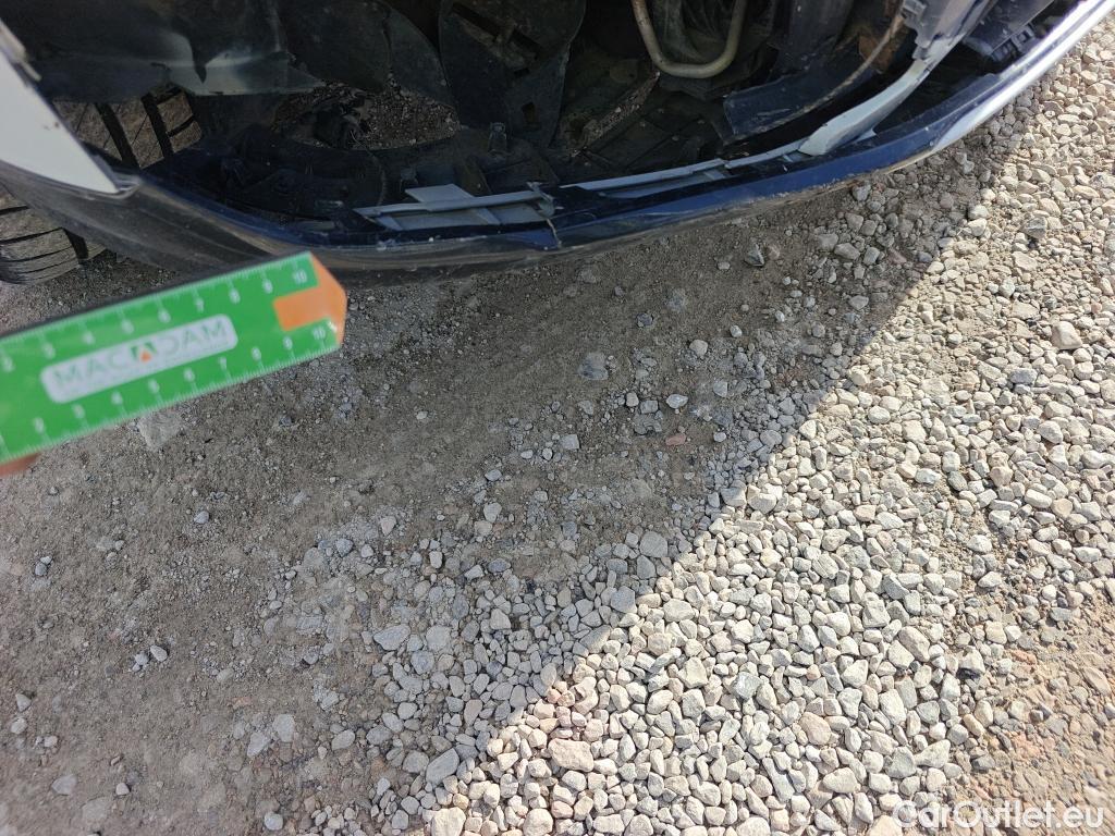  Audi  Q2 AUDI  / 2016 / 5P / todoterreno Design 30 TFSI 85kW (116CV) #16